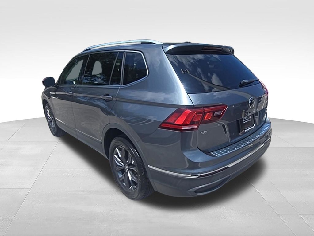 Thumbnail: 2023 Volkswagen Tiguan - 7