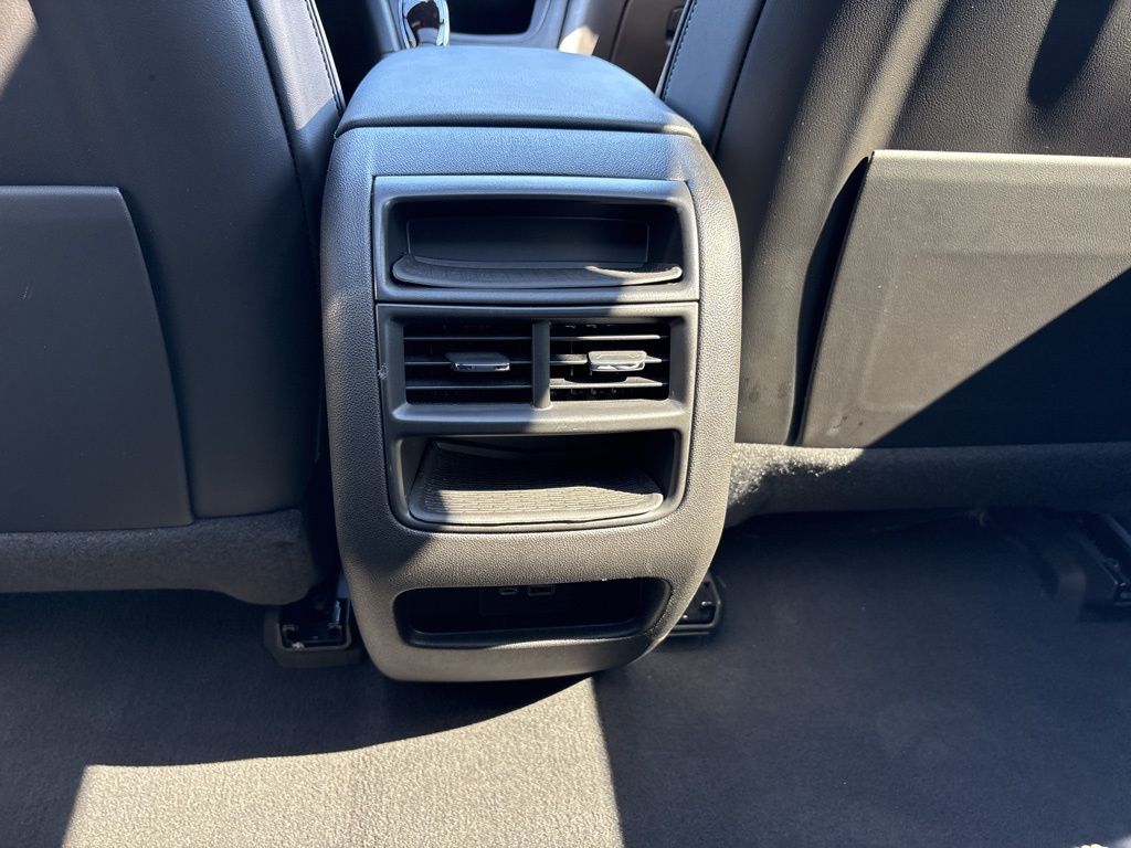 Thumbnail: 2022 Cadillac XT5 - 26