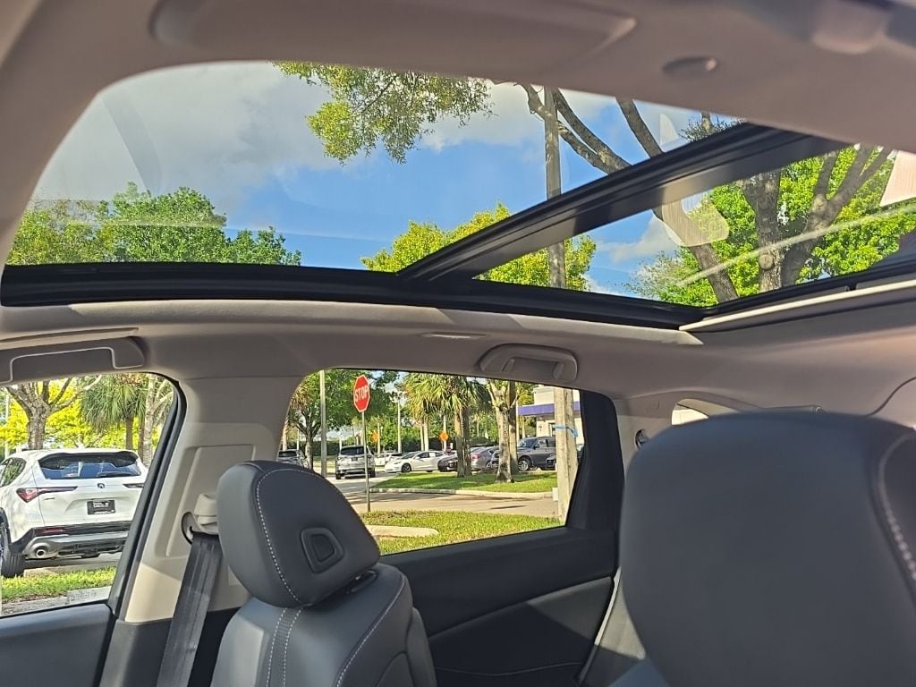 Thumbnail: 2026 Acura RDX - 24