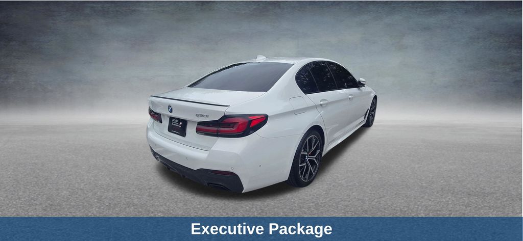Thumbnail: 2023 BMW 5 Series - 5