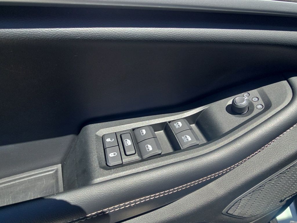Thumbnail: 2021 Jeep Grand Cherokee L - 17