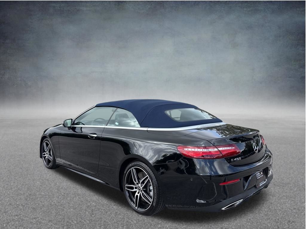 Thumbnail: 2020 Mercedes-Benz E-Class - 3