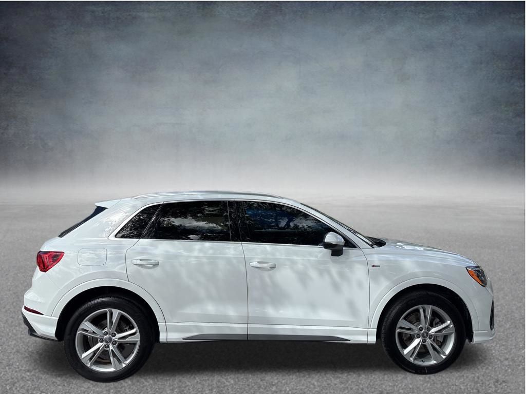 Thumbnail: 2020 Audi Q3 - 6