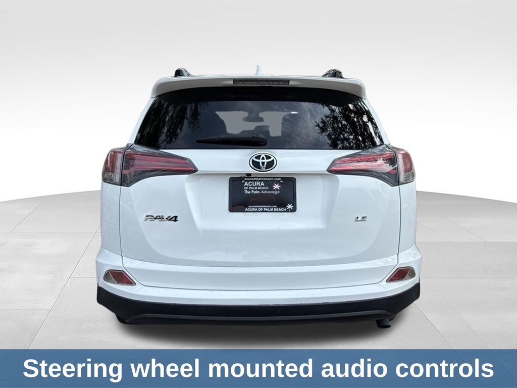 Thumbnail: 2017 Toyota RAV4 - 4