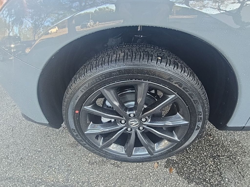 Thumbnail: 2026 Acura RDX - 10