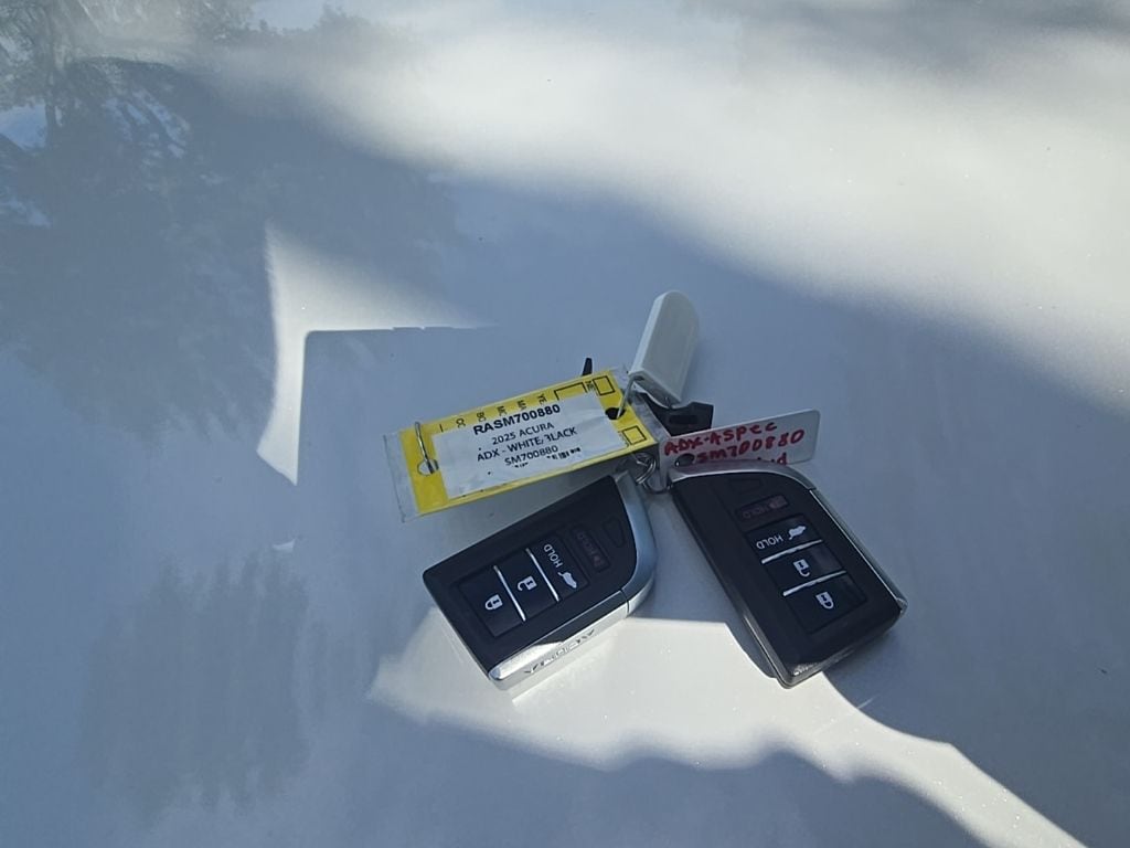 Thumbnail: 2025 Acura ADX - 33