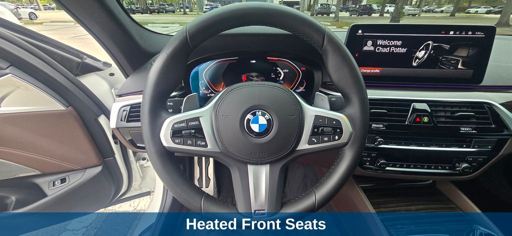 Thumbnail: 2023 BMW 5 Series - 21