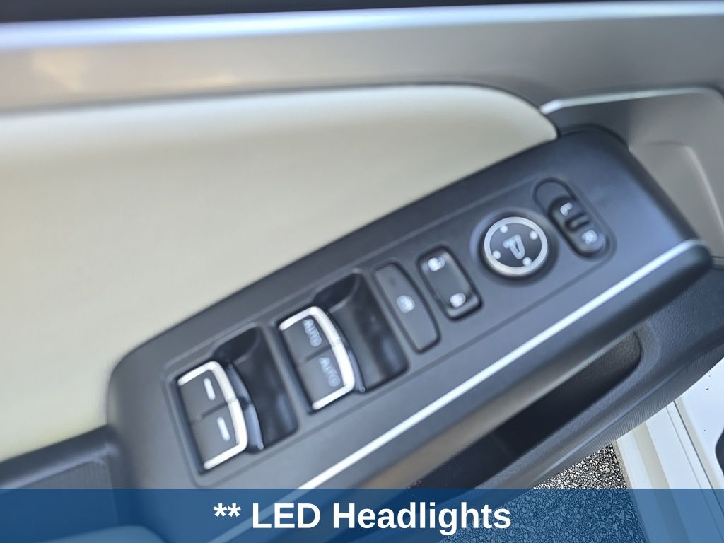 Thumbnail: 2023 Acura Integra - 16