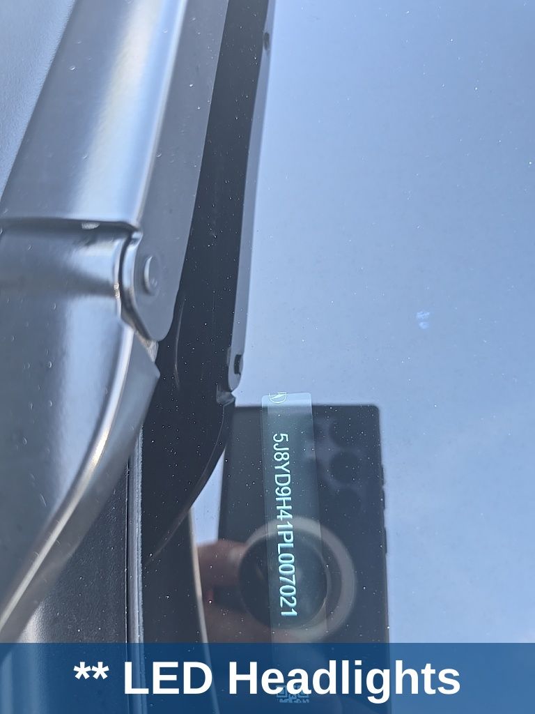 Thumbnail: 2023 Acura MDX - 17