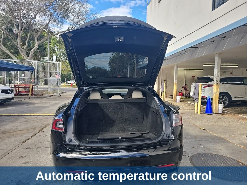 Thumbnail: 2021 Tesla Model S - 11