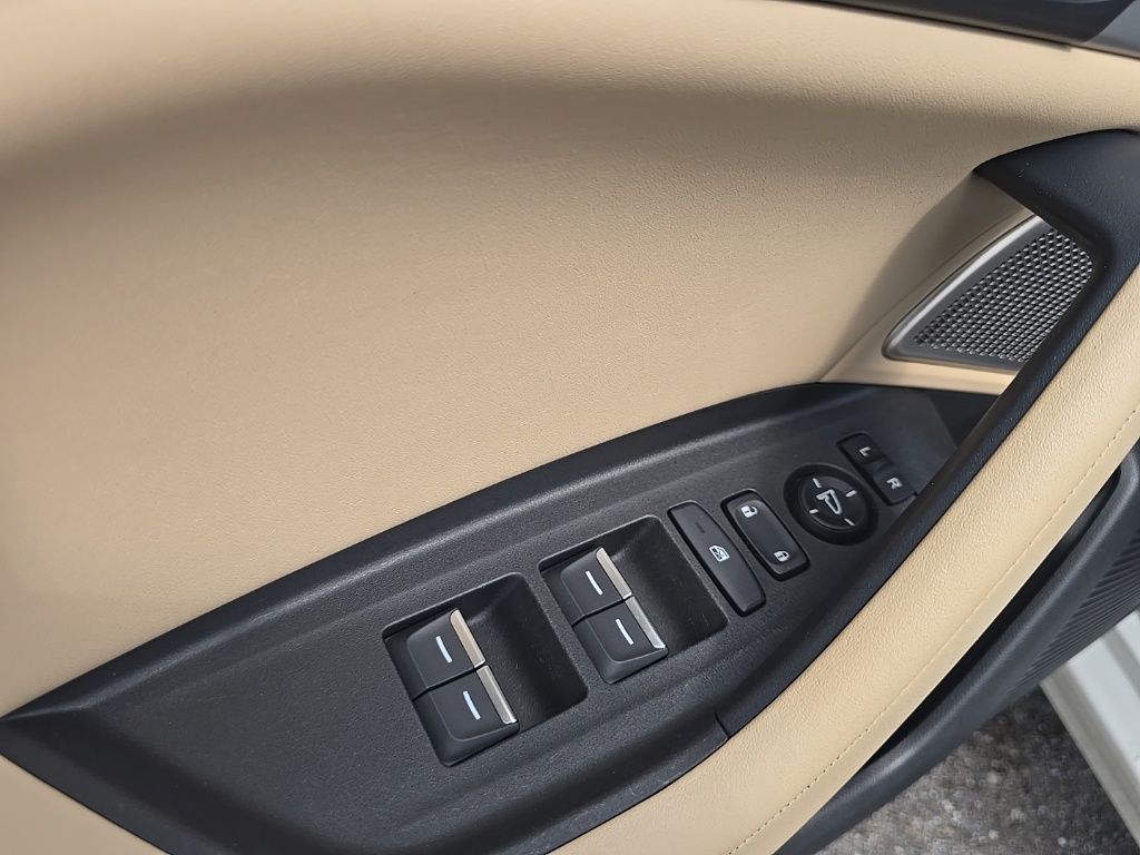 Thumbnail: 2022 Acura TLX - 14