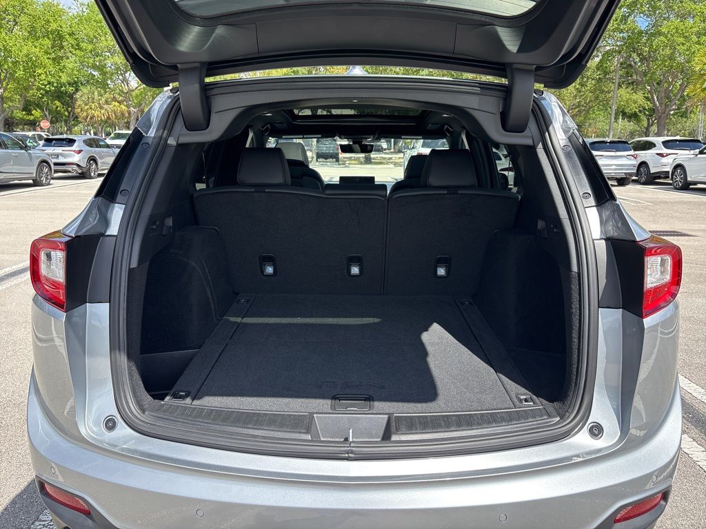 Thumbnail: 2023 Acura RDX - 32