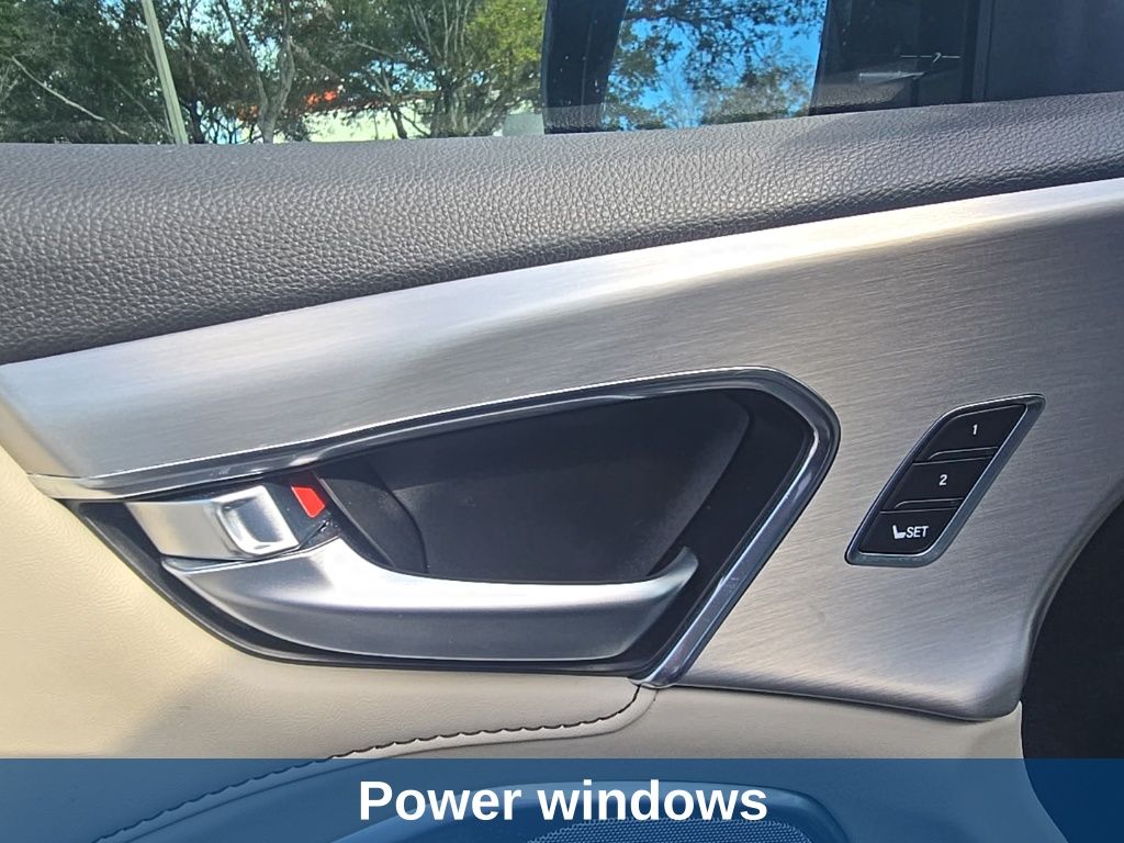 Thumbnail: 2025 Acura RDX - 19