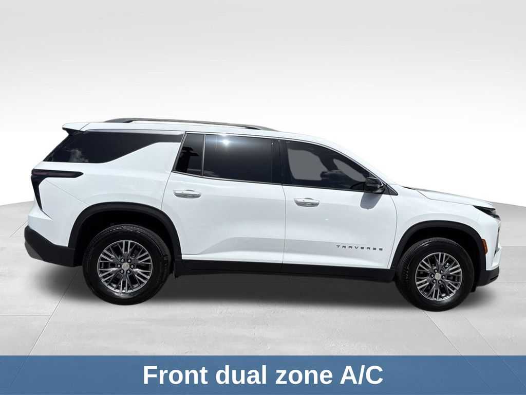 Thumbnail: 2025 Chevrolet Traverse - 7