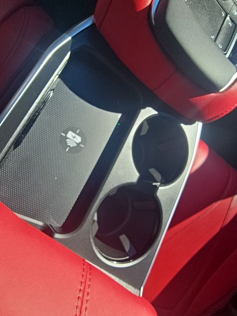 Thumbnail: 2025 Acura RDX - 25