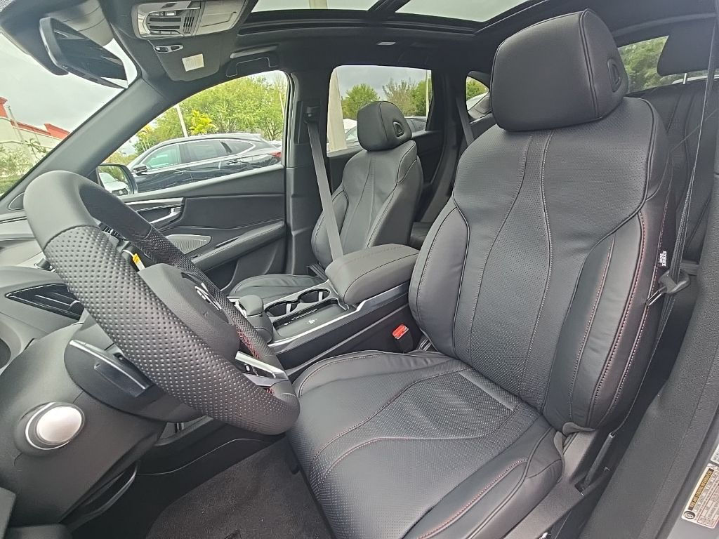 Thumbnail: 2026 Acura RDX - 25