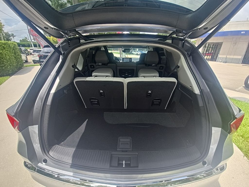 Thumbnail: 2026 Acura MDX - 31