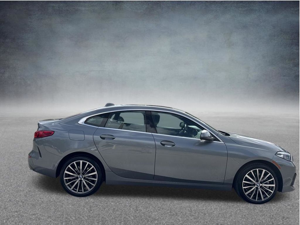 Thumbnail: 2024 BMW 2 Series - 6