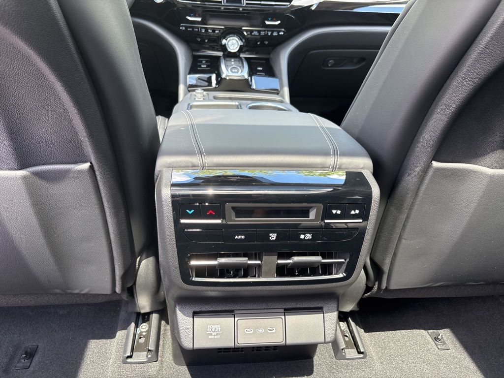 Thumbnail: 2026 Acura MDX - 28