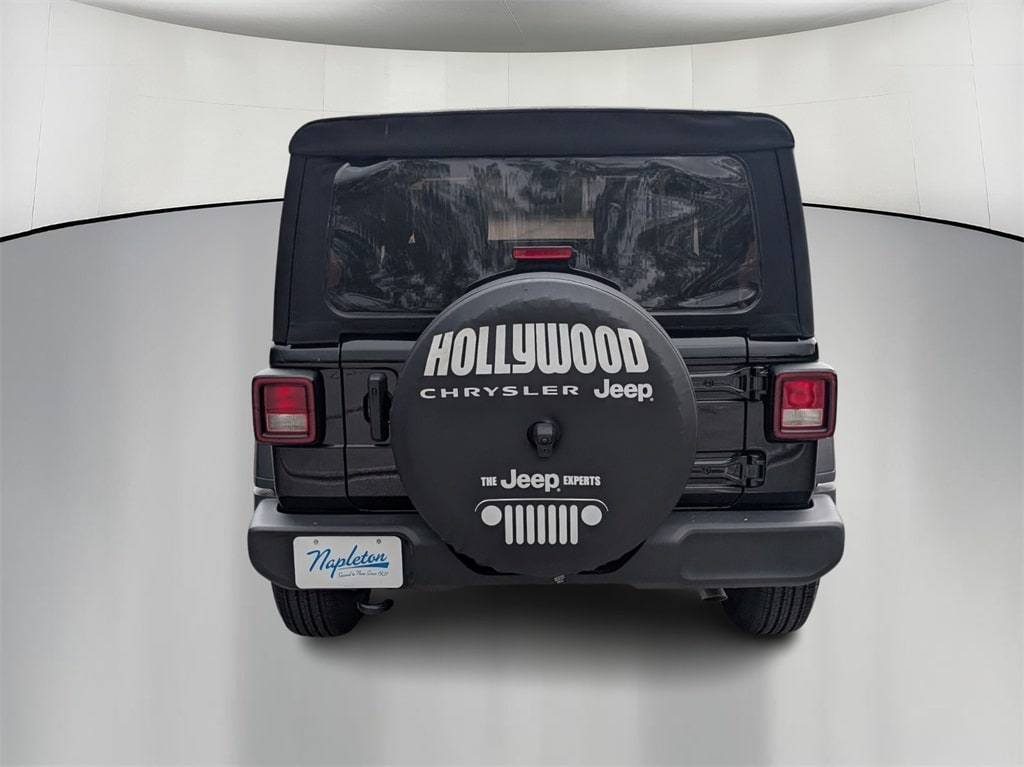 Thumbnail: 2024 Jeep Wrangler - 6