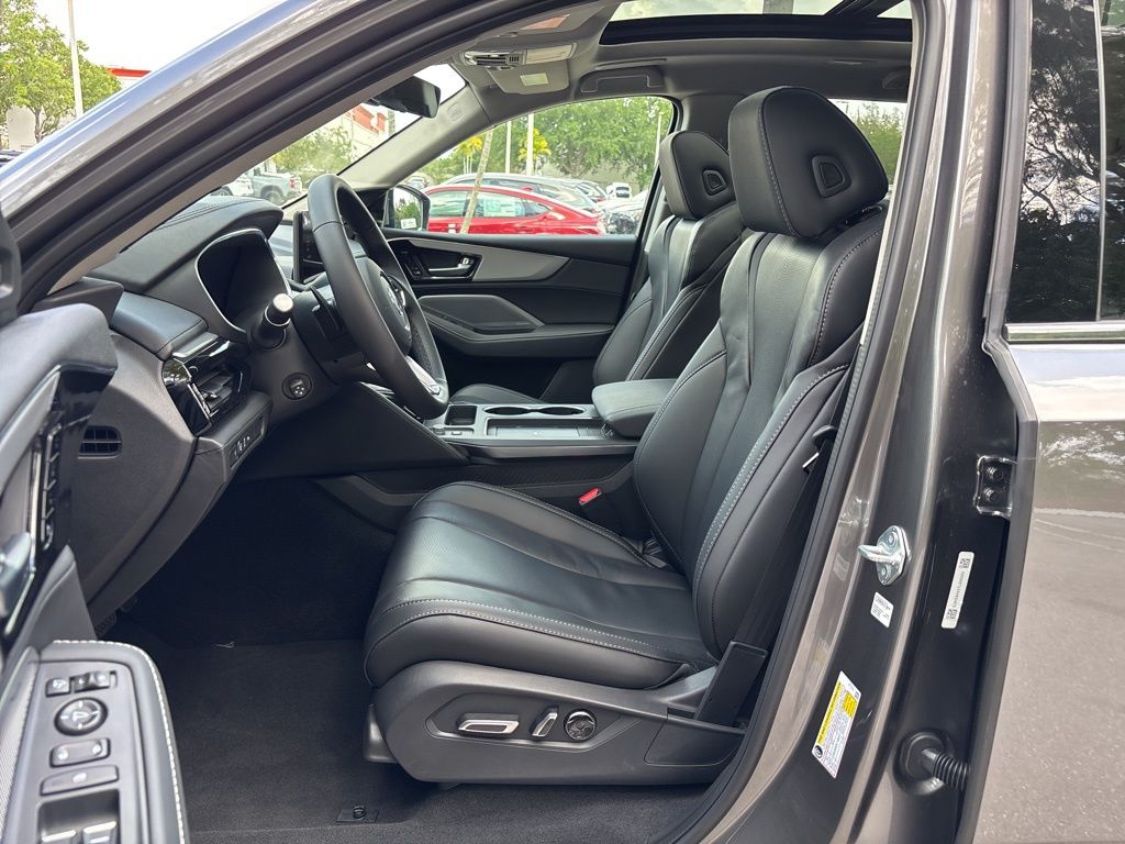 Thumbnail: 2026 Acura MDX - 12