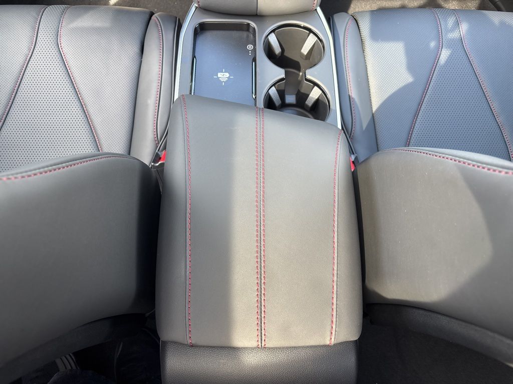 Thumbnail: 2026 Acura RDX - 25