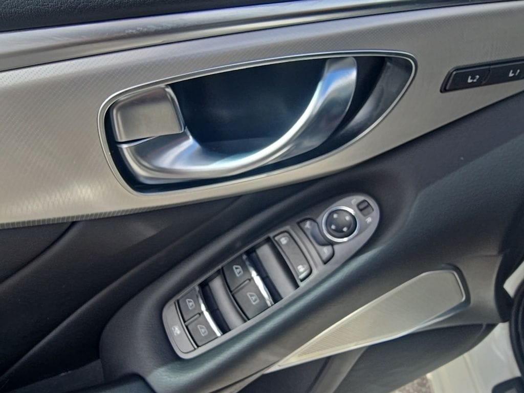 Thumbnail: 2023 INFINITI Q50 - 11