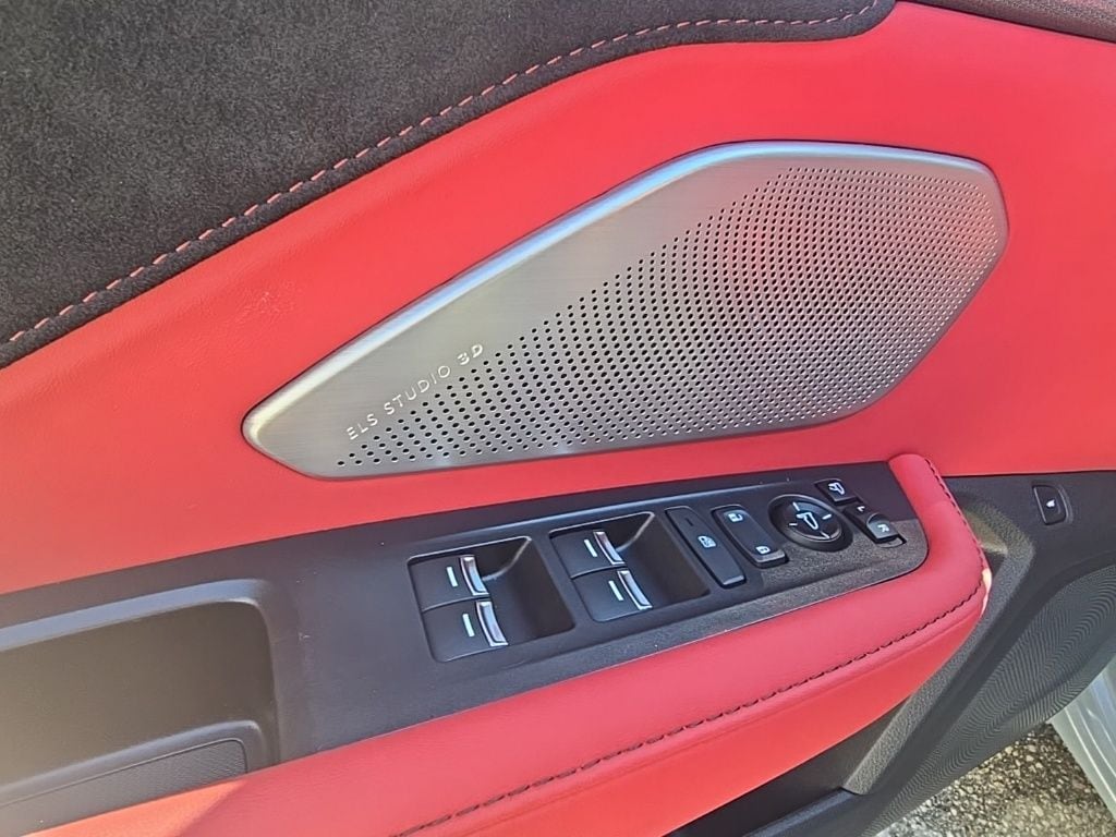 Thumbnail: 2025 Acura RDX - 14