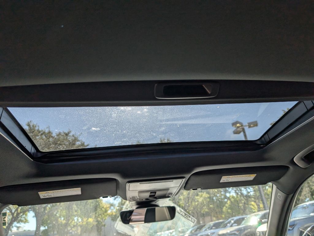 Thumbnail: 2025 Acura Integra - 11