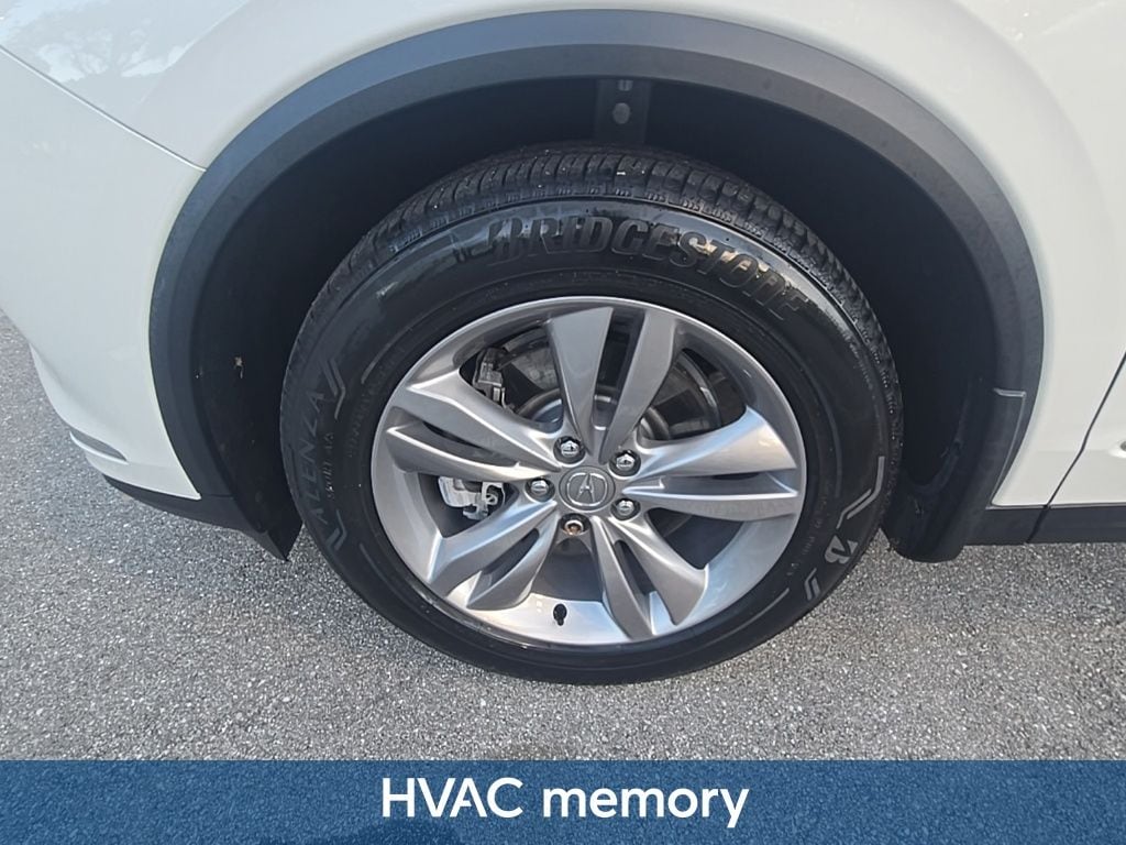 Thumbnail: 2023 Acura MDX - 17