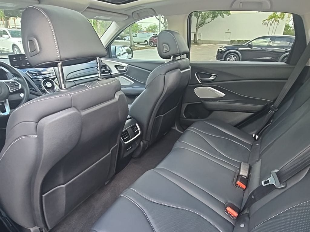 Thumbnail: 2025 Acura RDX - 28