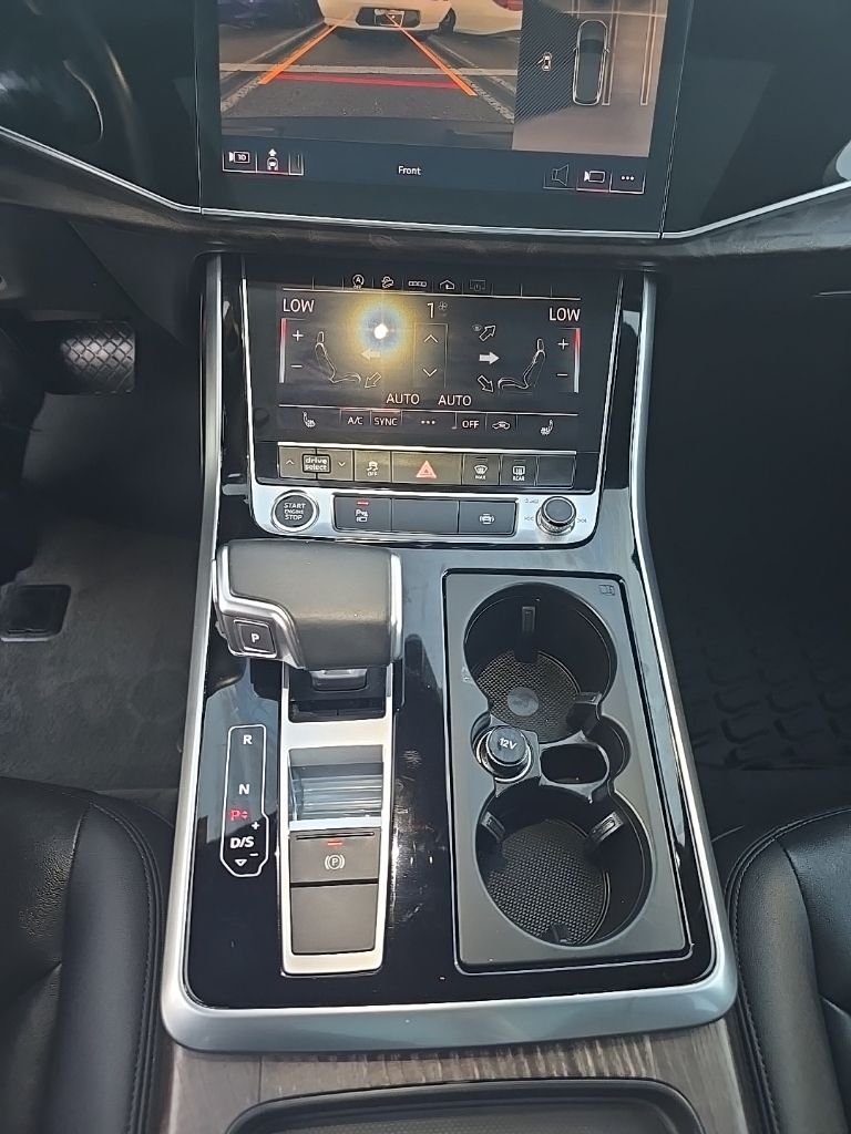 Thumbnail: 2021 Audi Q7 - 27