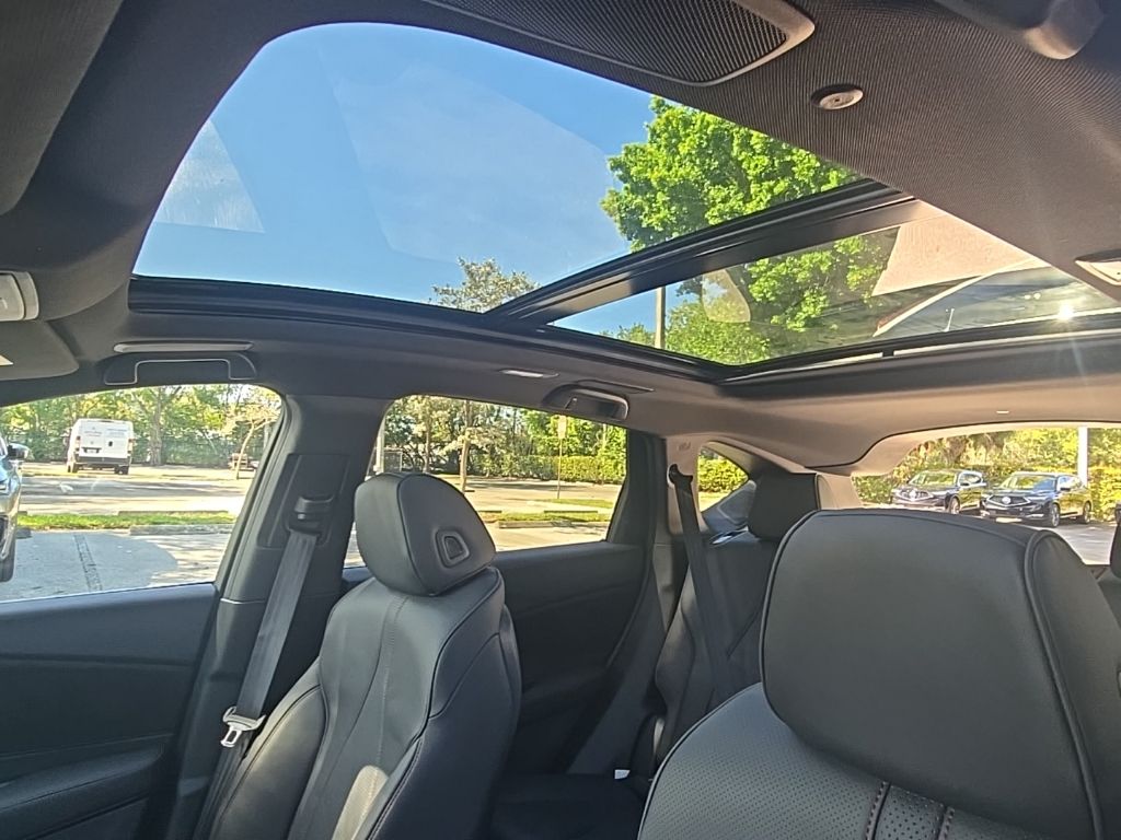 Thumbnail: 2026 Acura RDX - 28