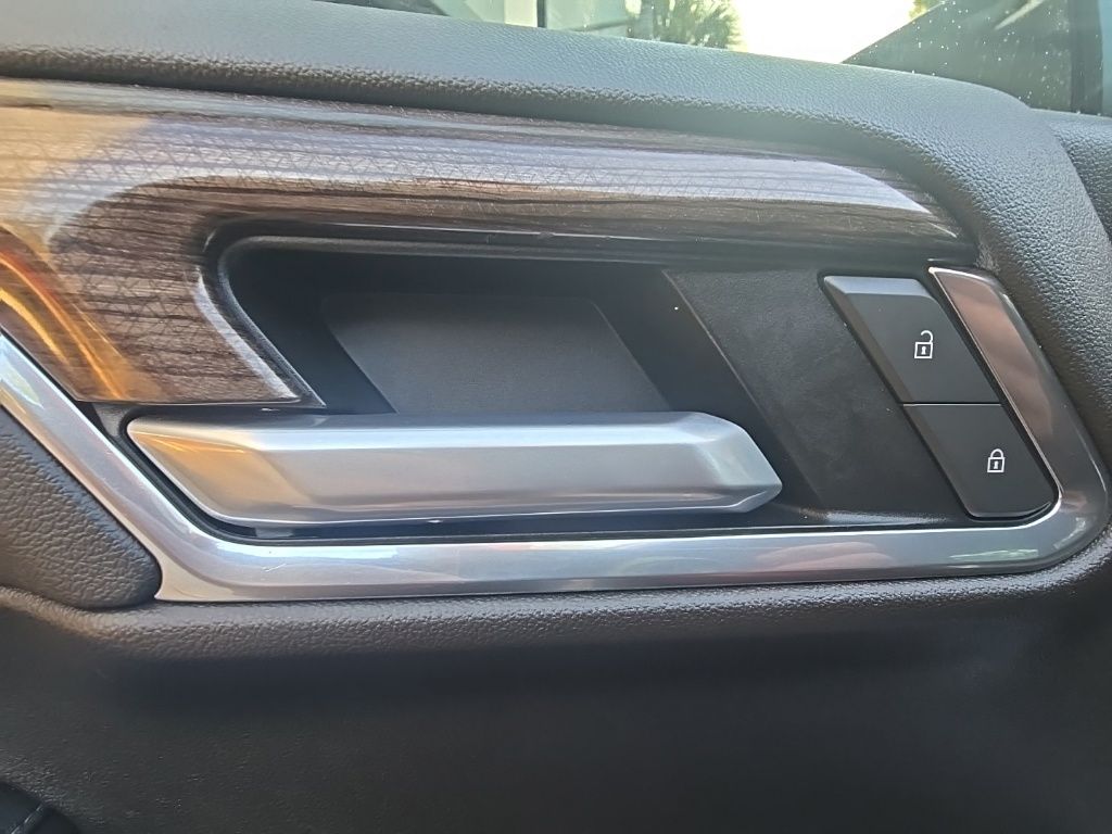 Thumbnail: 2022 Chevrolet Silverado 1500 - 20