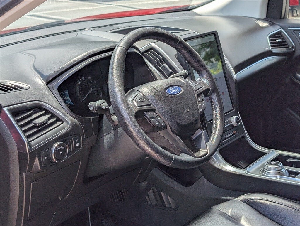 Thumbnail: 2022 Ford Edge - 10