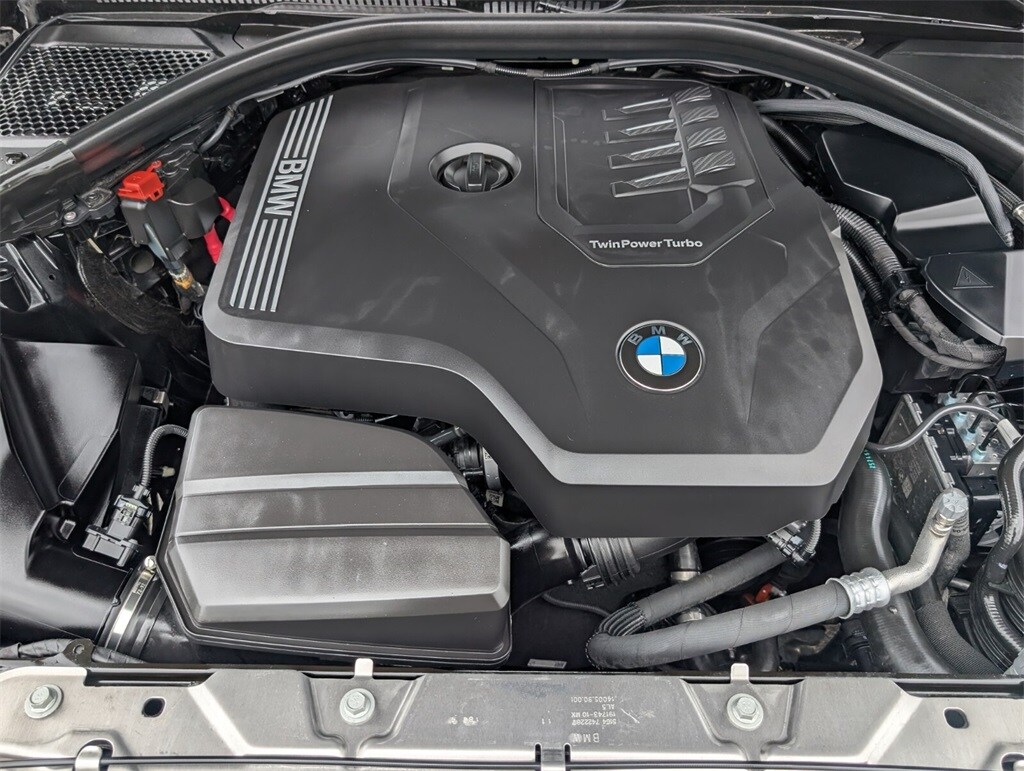 Thumbnail: 2024 BMW 3 Series - 12