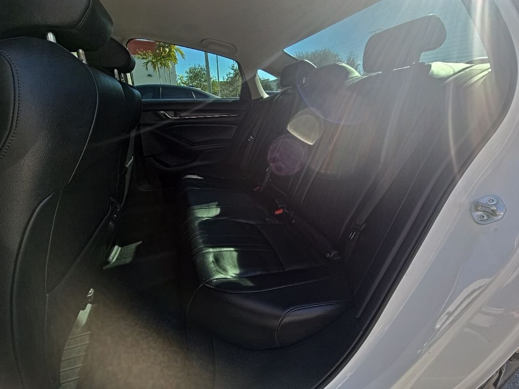 Thumbnail: 2022 Honda Accord - 32