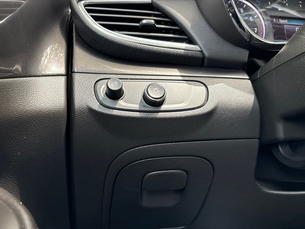 Thumbnail: 2018 Buick Encore - 35