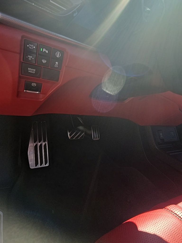 Thumbnail: 2025 Acura RDX - 16