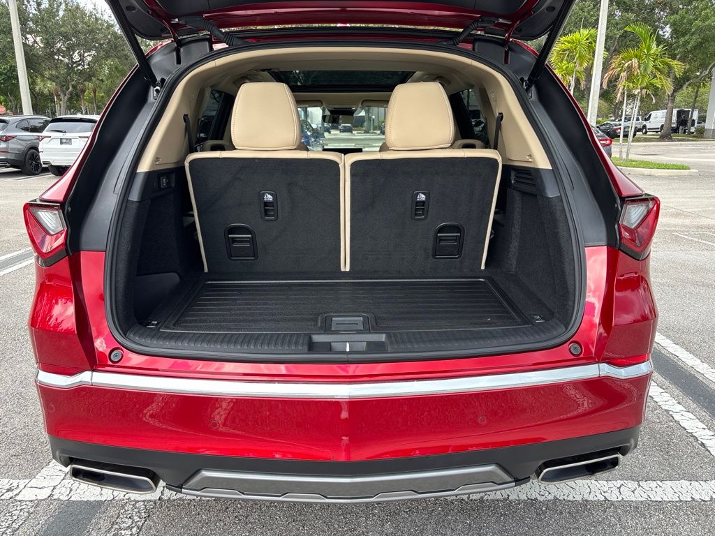 Thumbnail: 2025 Acura MDX - 30