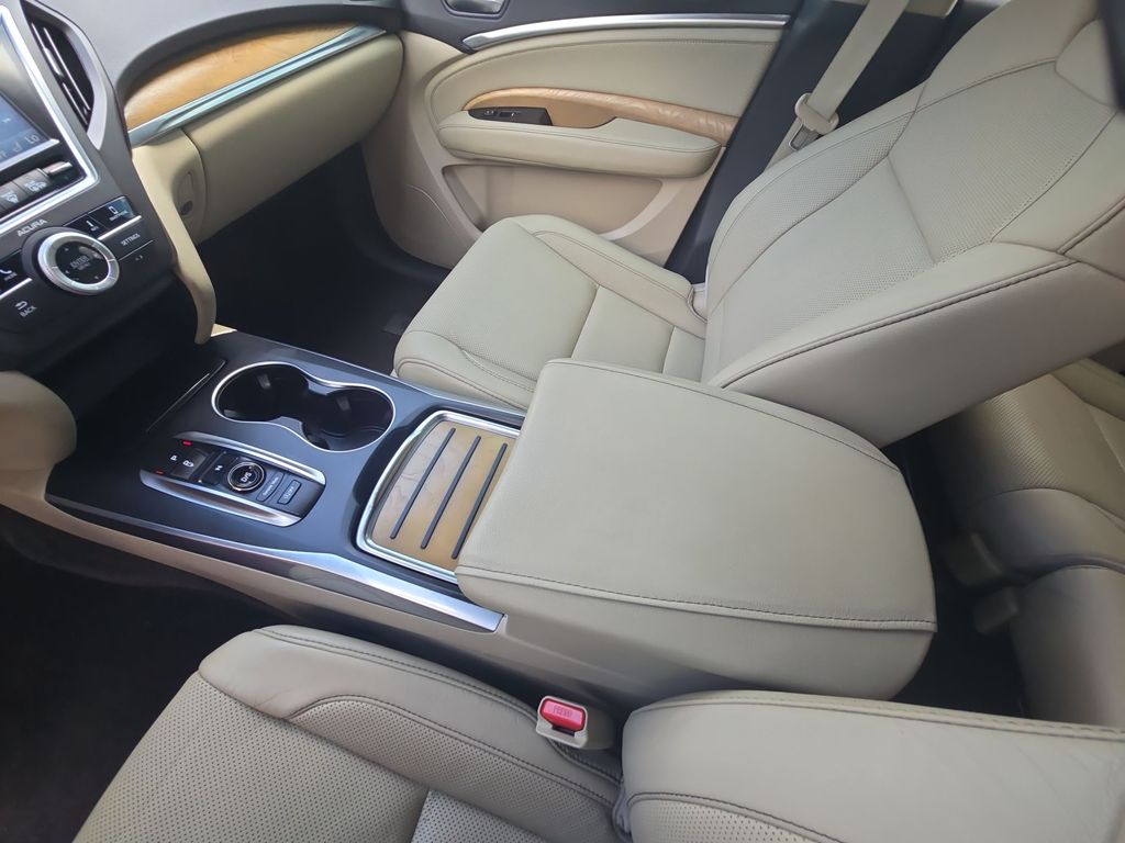 Thumbnail: 2020 Acura MDX - 32