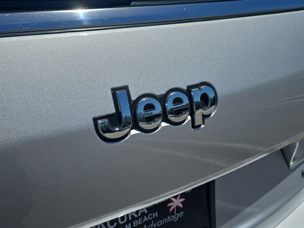 Thumbnail: 2021 Jeep Grand Cherokee L - 10