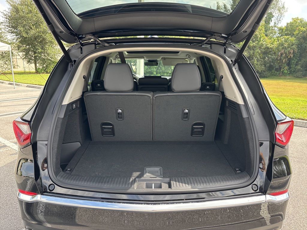 Thumbnail: 2026 Acura MDX - 24