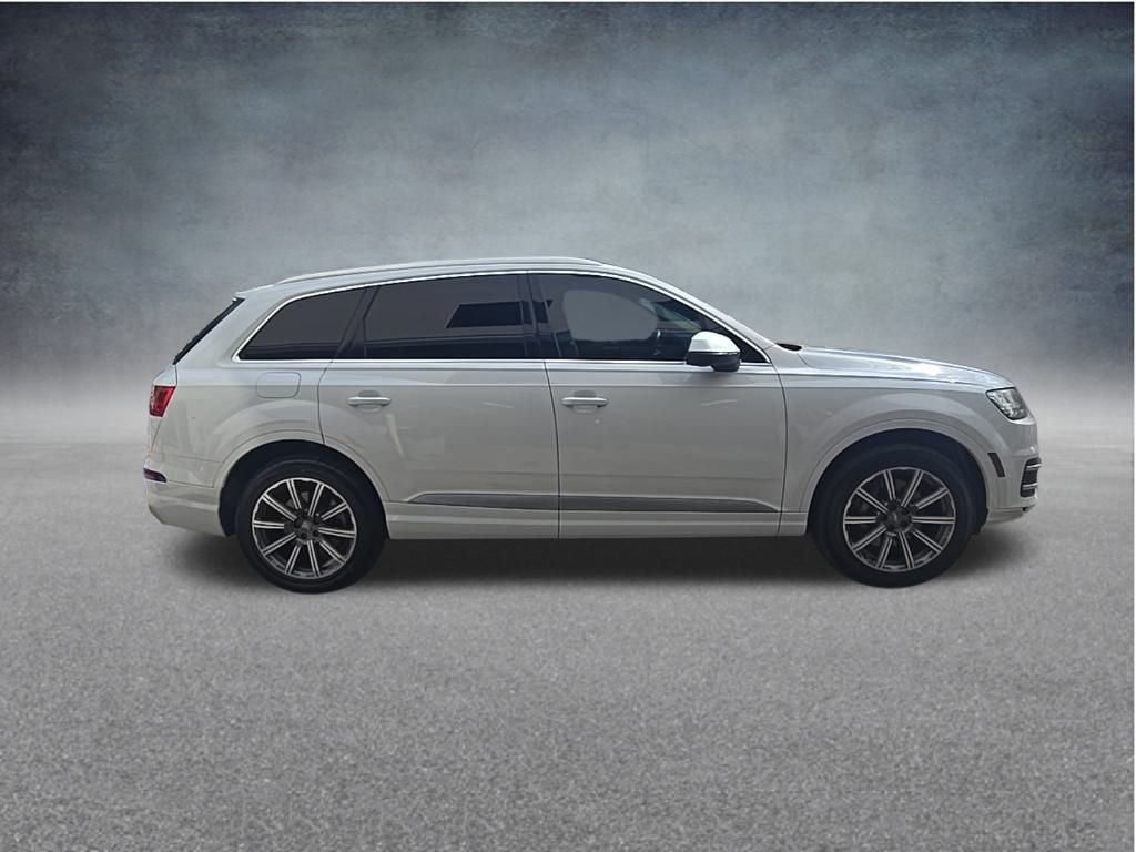 Thumbnail: 2019 Audi Q7 - 4