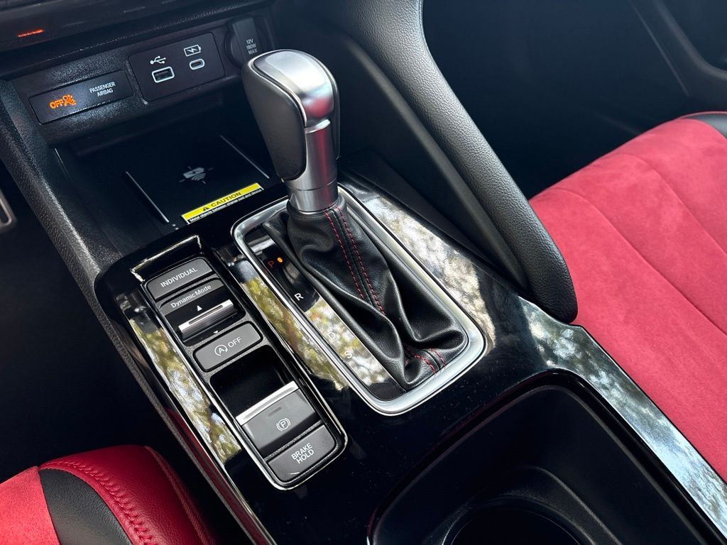 Thumbnail: 2024 Acura Integra - 32