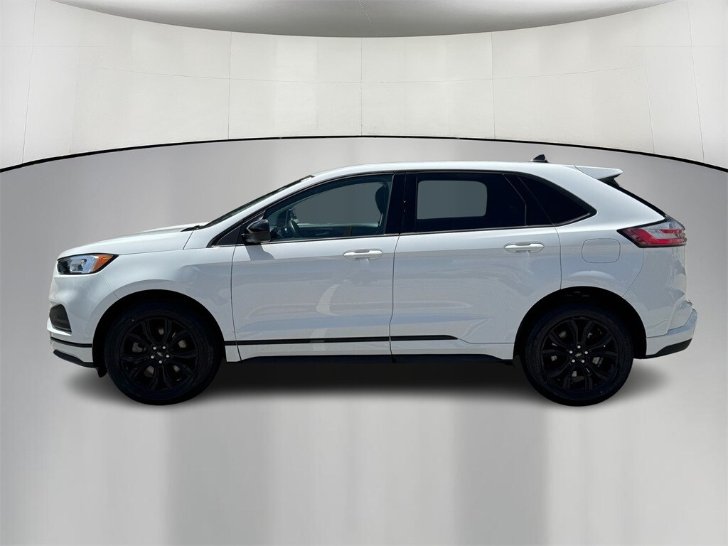 Thumbnail: 2022 Ford Edge - 5