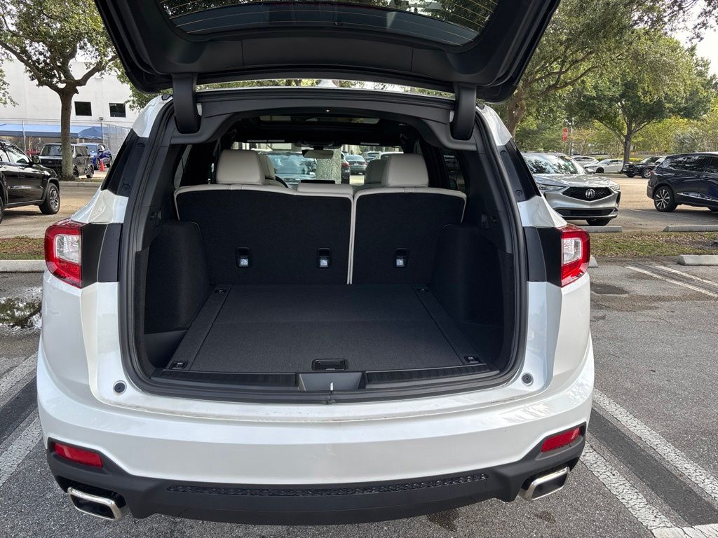 Thumbnail: 2026 Acura RDX - 26