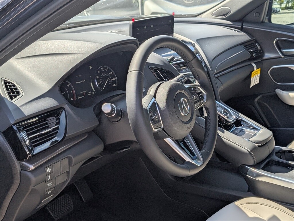 Thumbnail: 2025 Acura RDX - 11