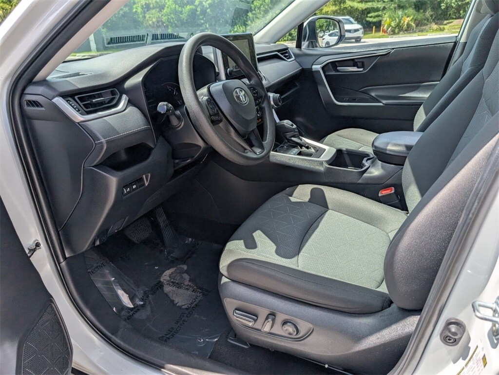 Thumbnail: 2023 Toyota RAV4 - 13