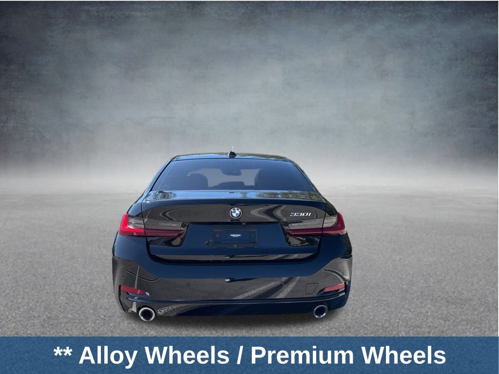 Thumbnail: 2023 BMW 3 Series - 4